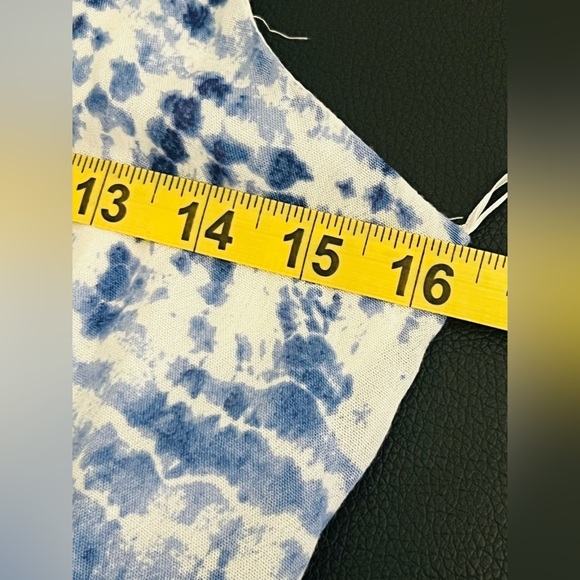 ONE ❤️ CLOTHING Short Romper, Blue & White Size XS LIKE NEW - Picture 10 of 16